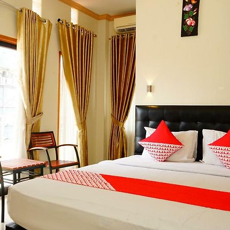 Hotel Golden Vella Pangkal Pinang Exterior foto